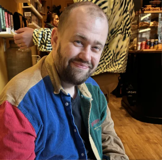 David James Hammer — portræt i sort-hvid
